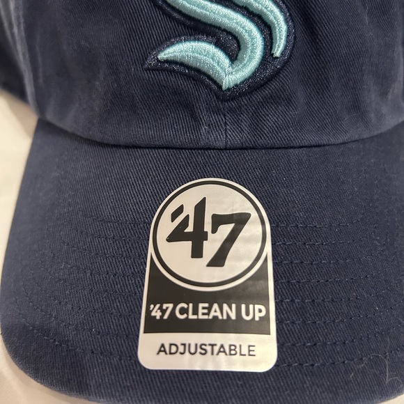 SEATTLE KRAKEN CAP 🧢 ‘47 Brand - unworn in perfect condition - Picture 2 of 4